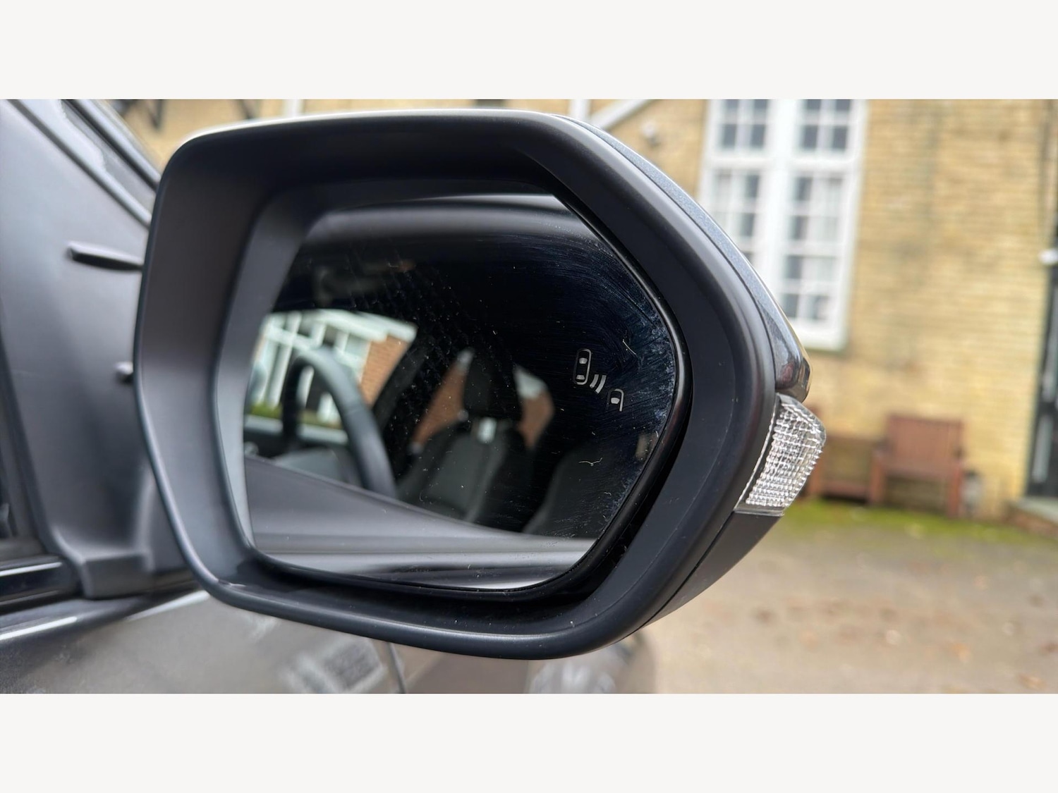 Used Toyota Yaris 2024 for sale - 77387154: Photo 24