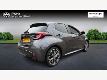 Used Toyota Yaris 2024 for sale - 77387154: Photo