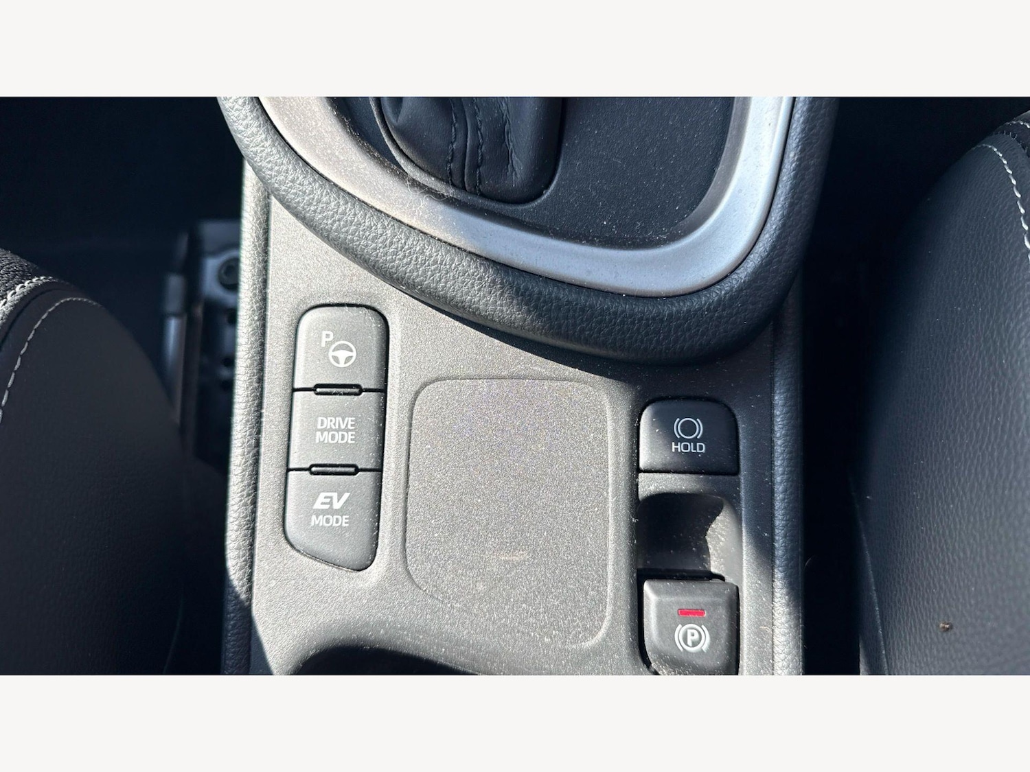 Used Toyota Yaris Cross 2024 for sale - 78072293: Photo 30