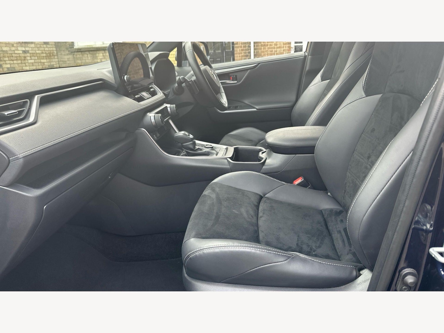 Used Toyota RAV4 2024 for sale - 77646987: Photo 12