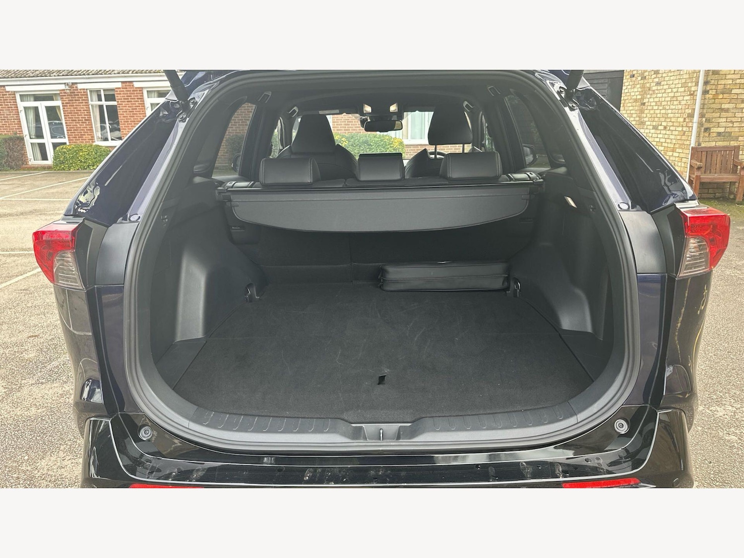 Used Toyota RAV4 2024 for sale - 77646987: Photo 16