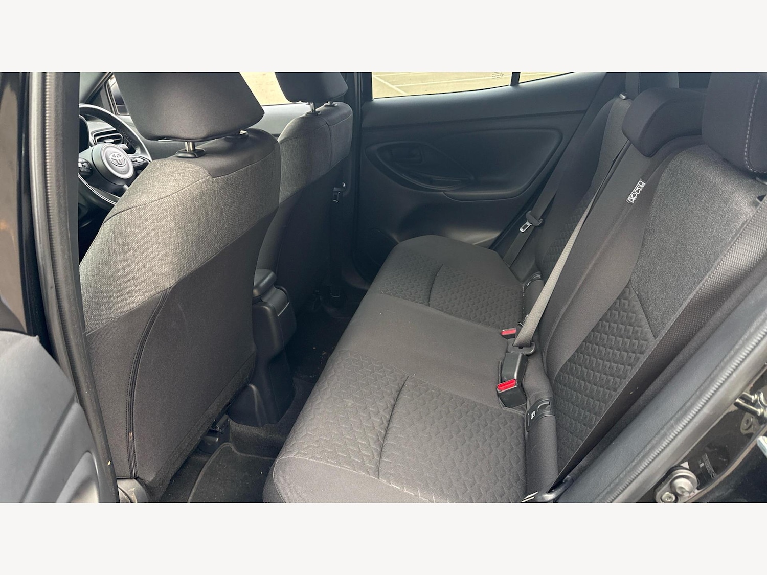 Used Toyota Yaris Cross 2022 for sale - 76715518: Photo 15