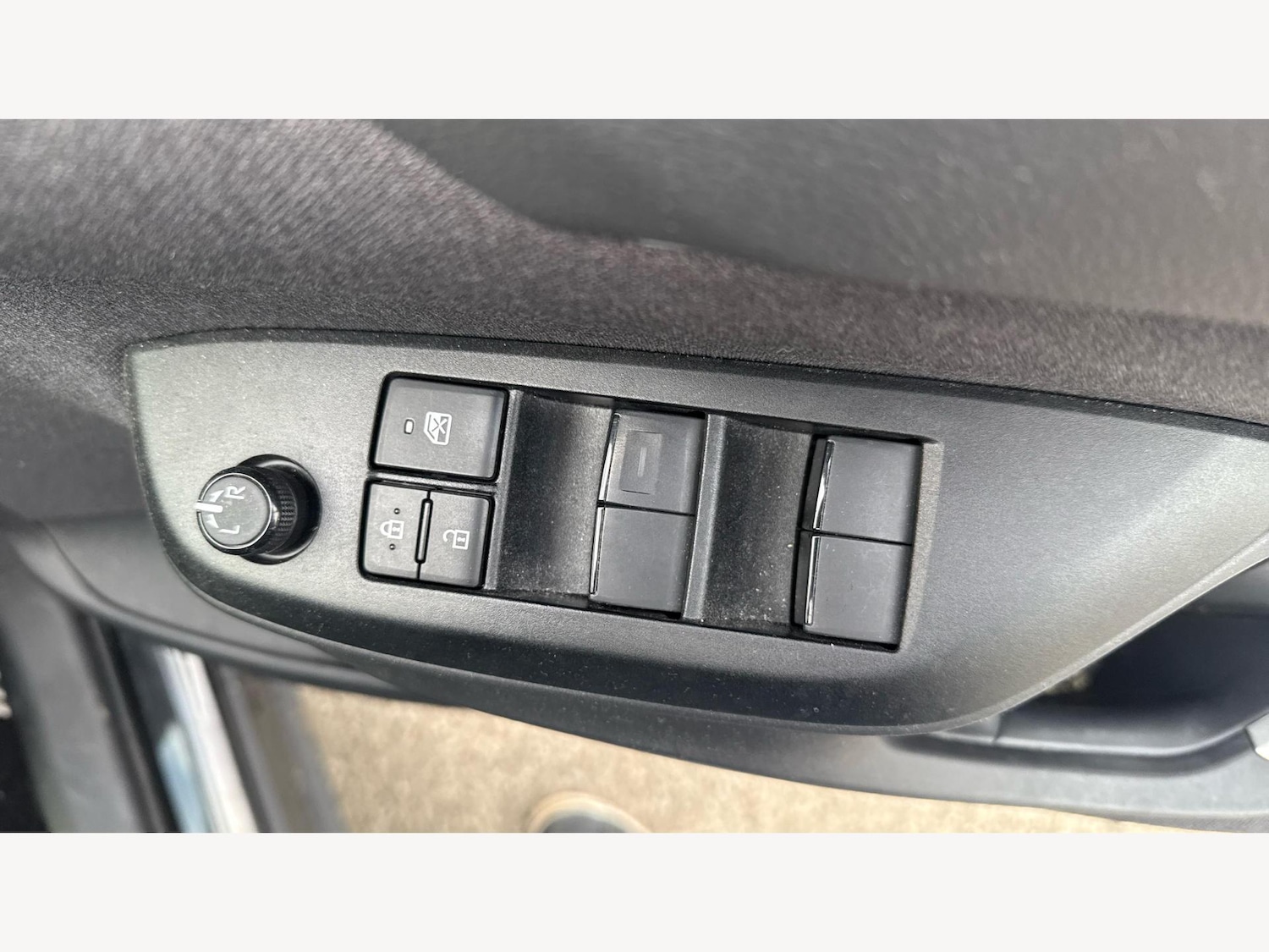 Used Toyota Yaris Cross 2022 for sale - 76715518: Photo 31