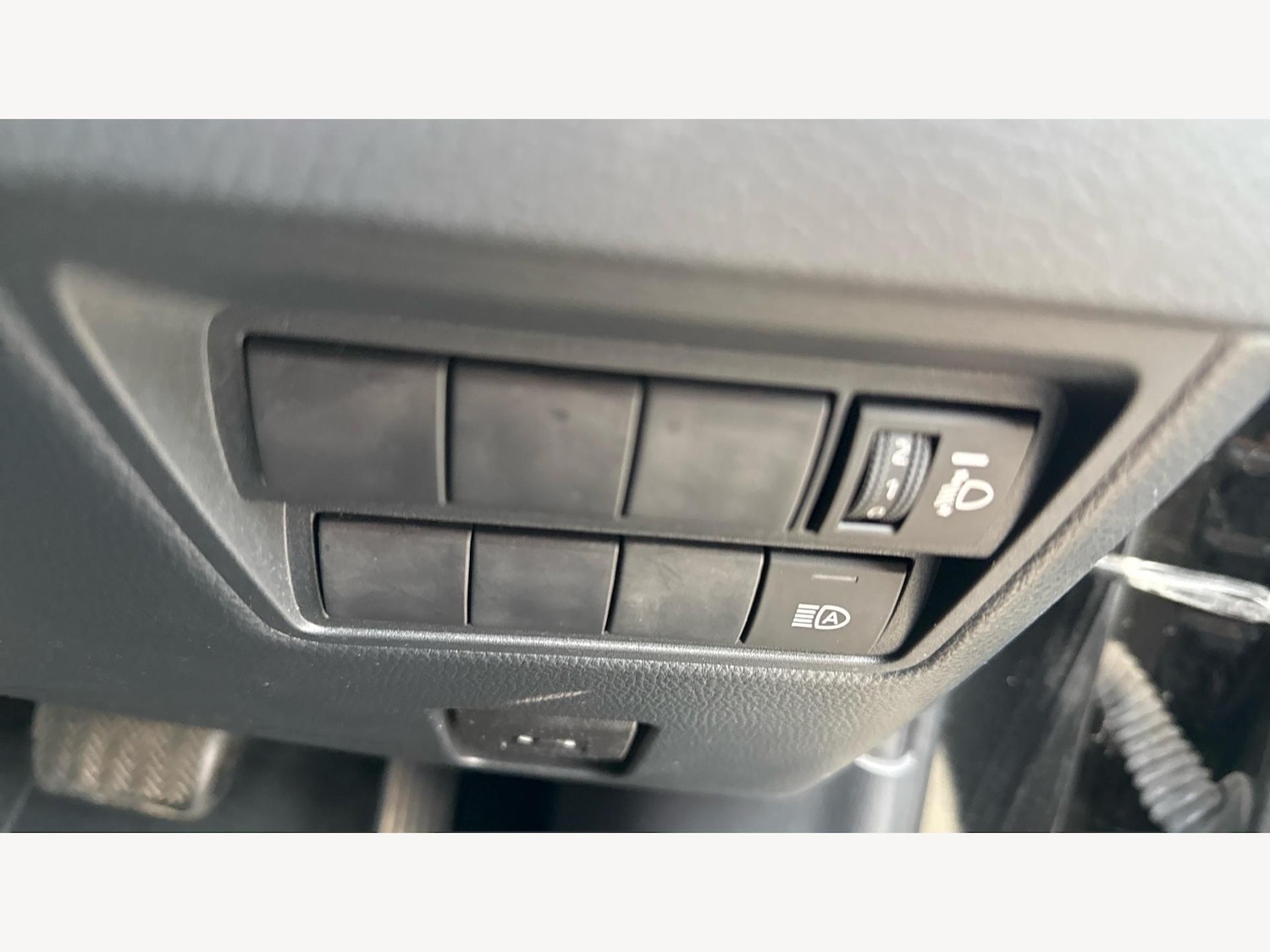 Used Toyota Yaris Cross 2022 for sale - 76715518: Photo 32