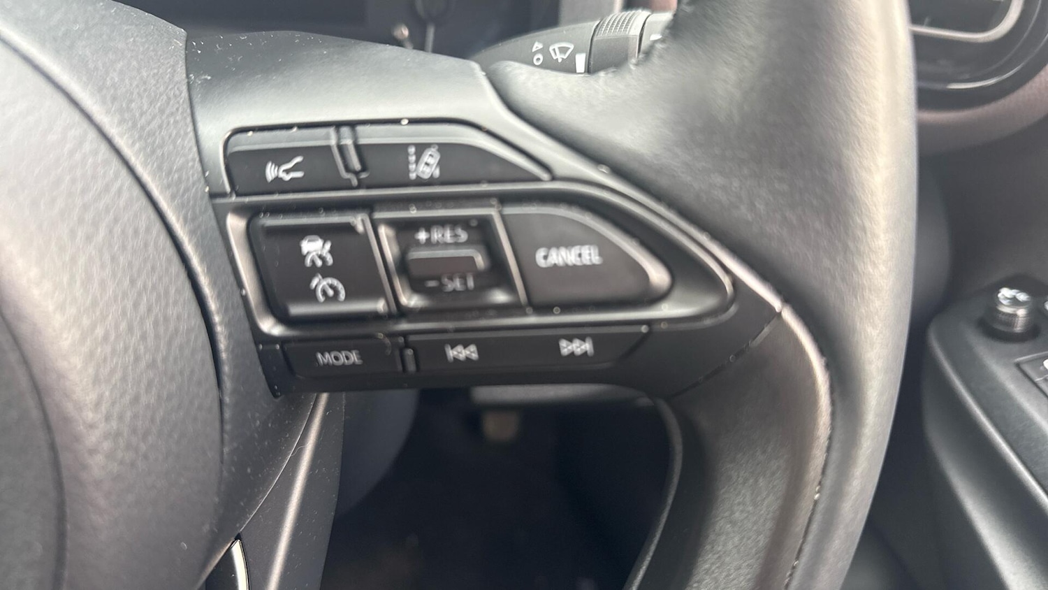 Used Toyota Yaris Cross 2022 for sale - 76715484: Photo 37