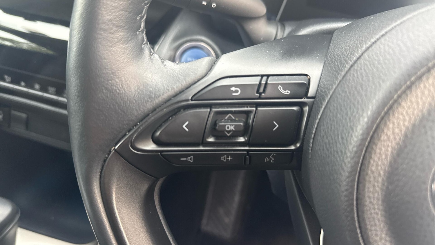 Used Toyota Yaris Cross 2022 for sale - 76715484: Photo 38