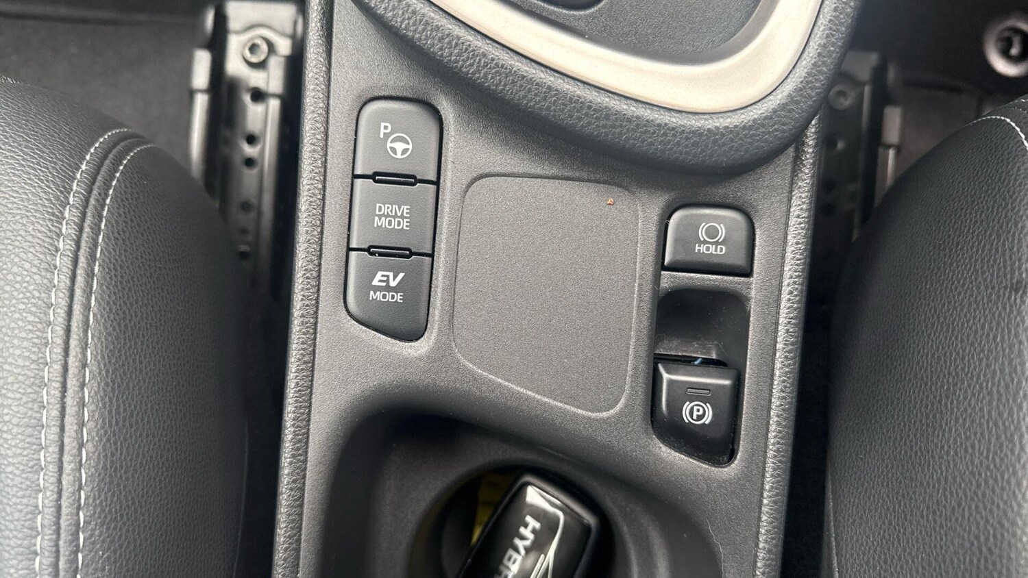 Used Toyota Yaris Cross 2022 for sale - 76715484: Photo 42