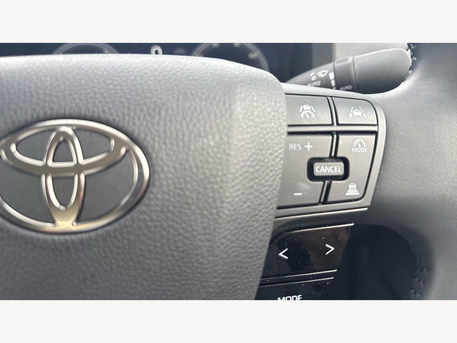 Used Toyota C-HR 2025 for sale - 77305538: Photo 23