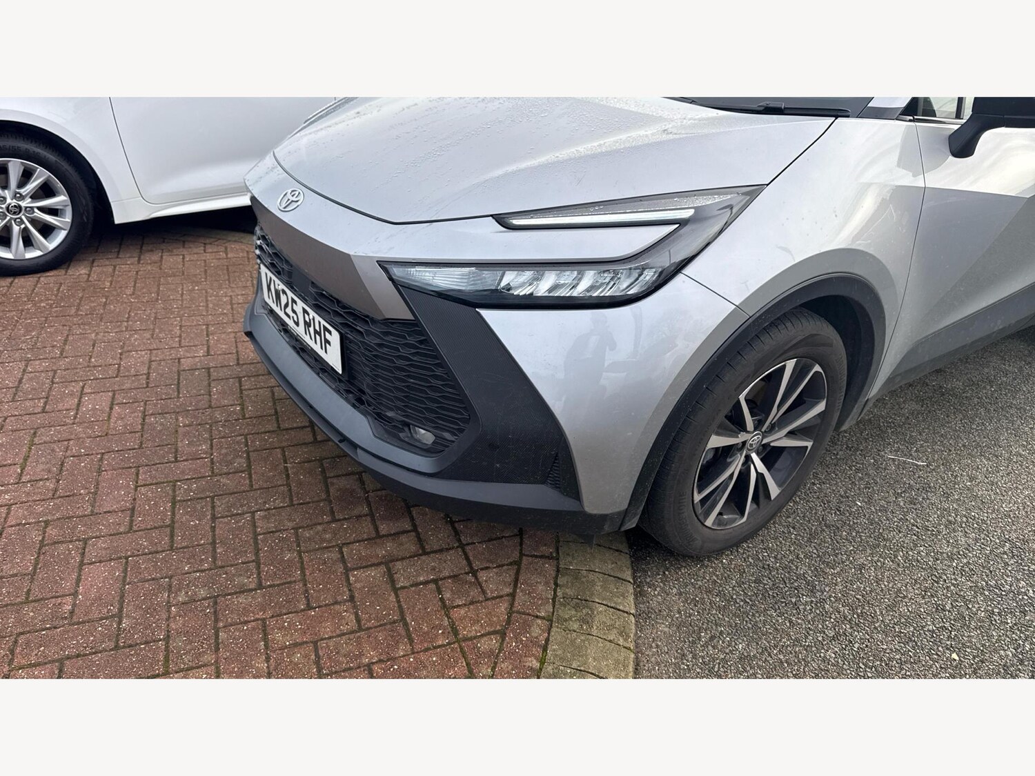 Used Toyota C-HR 2025 for sale - 77305538: Photo 27