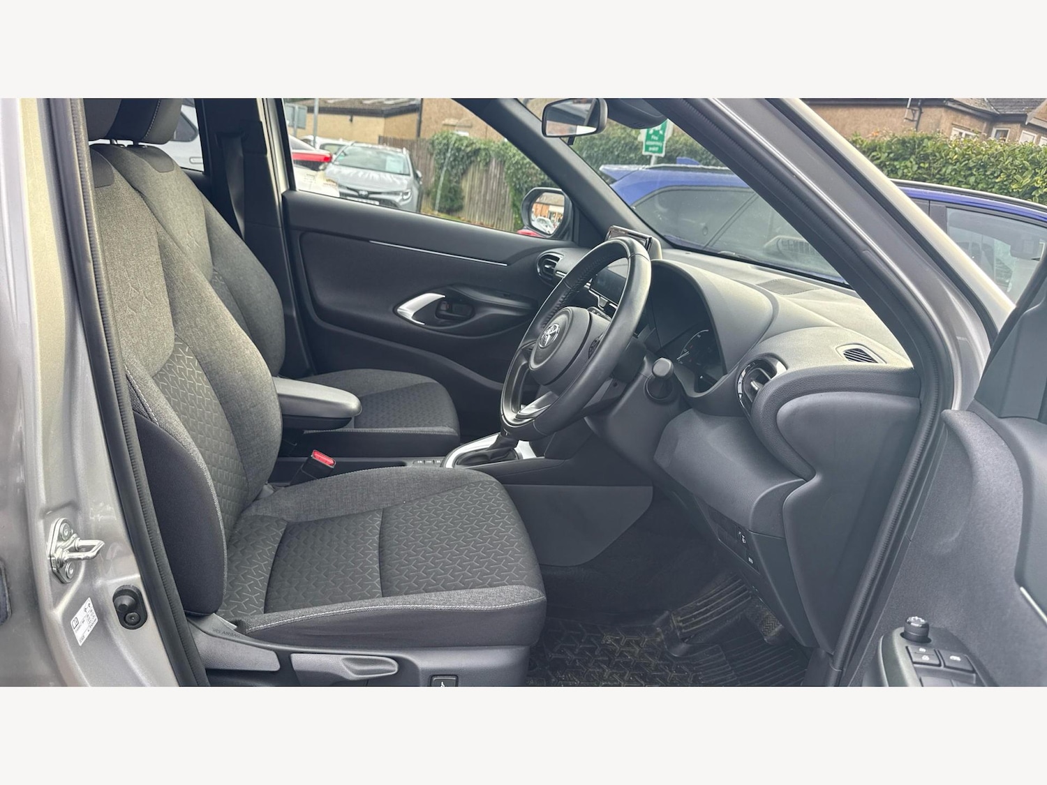 Used Toyota Yaris Cross for sale - 77351763: Photo 13