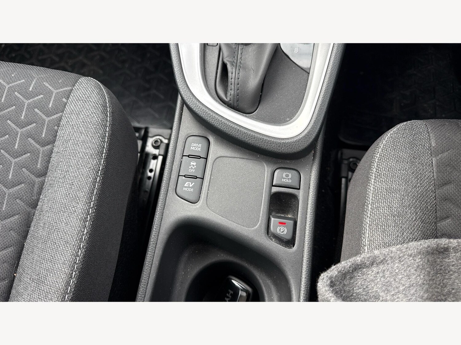 Used Toyota Yaris Cross for sale - 77351763: Photo 22