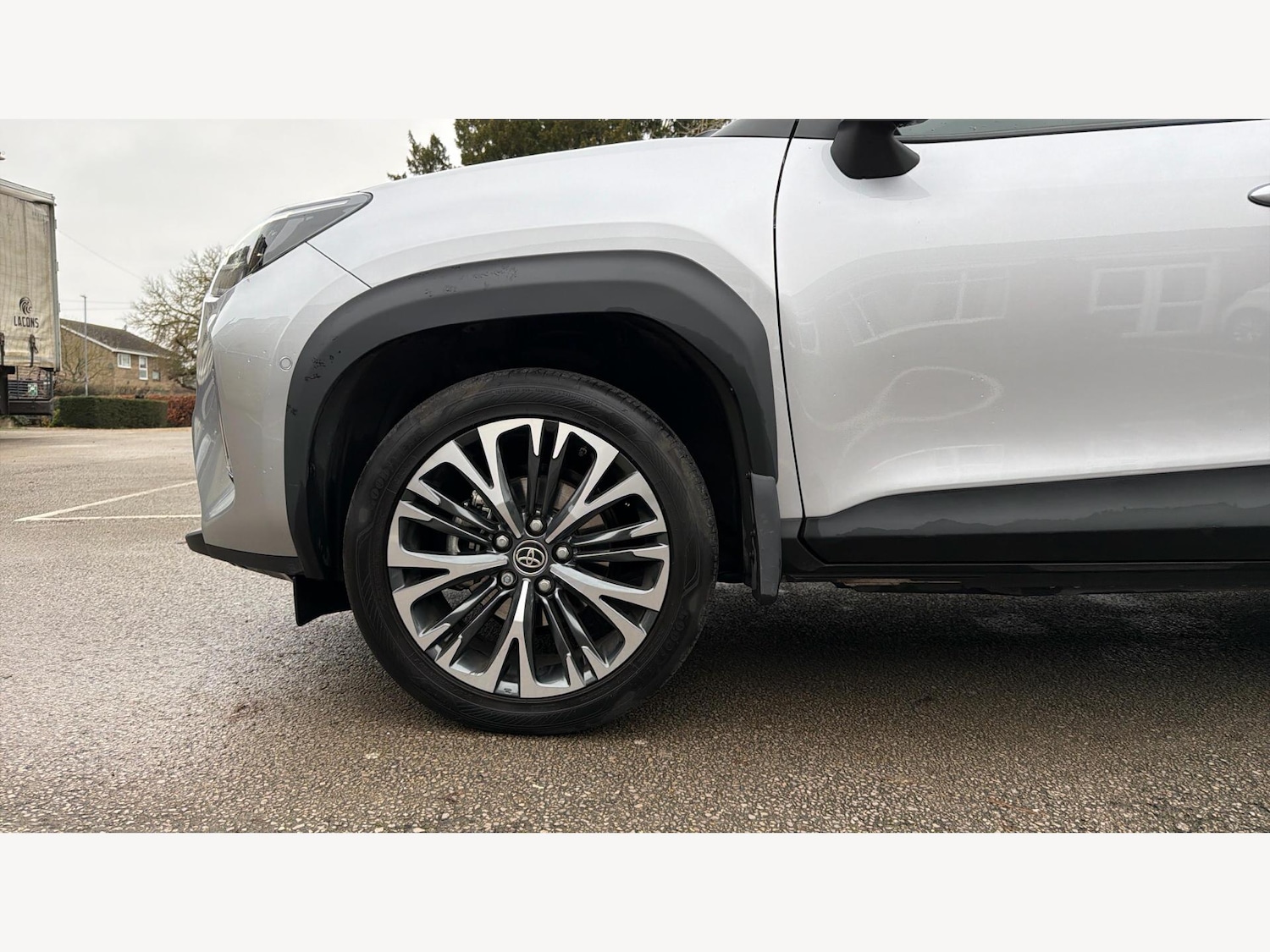 Used Toyota Yaris Cross 2023 for sale - 77057284: Photo 20