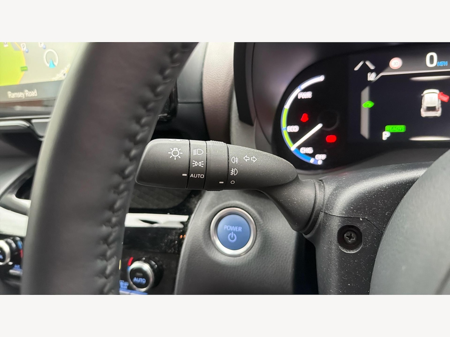 Used Toyota Yaris Cross 2023 for sale - 77057284: Photo 24