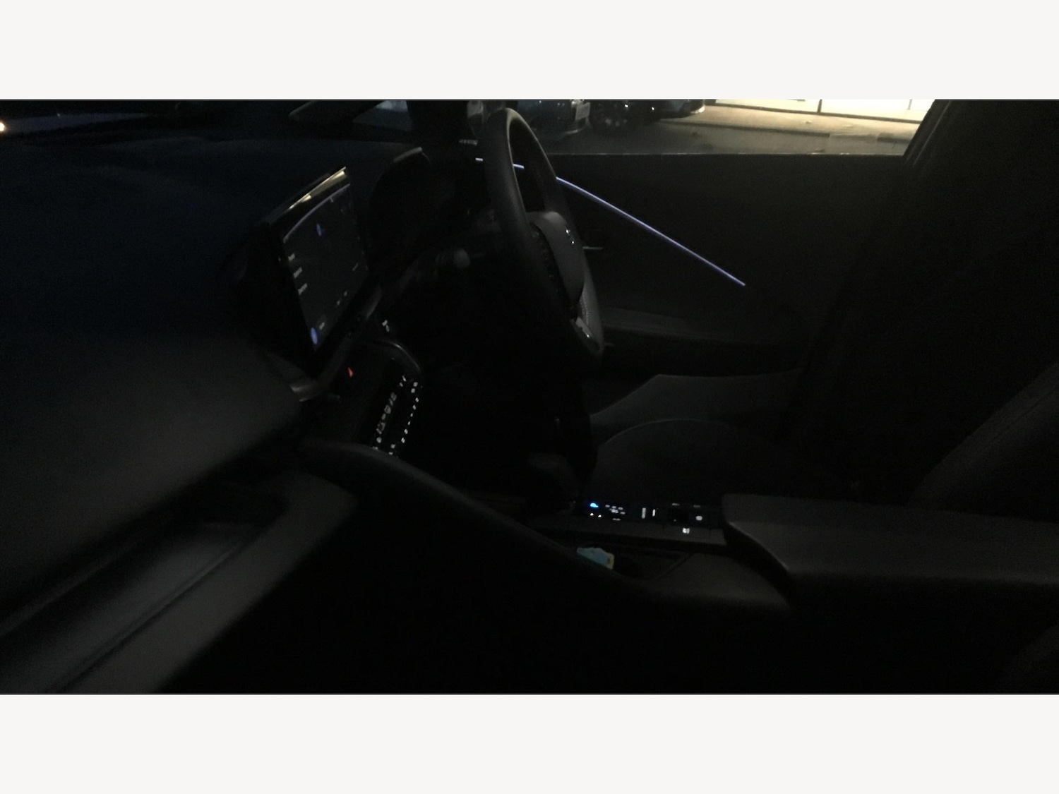 Used Toyota C-HR 2025 for sale - 77625095: Photo 12