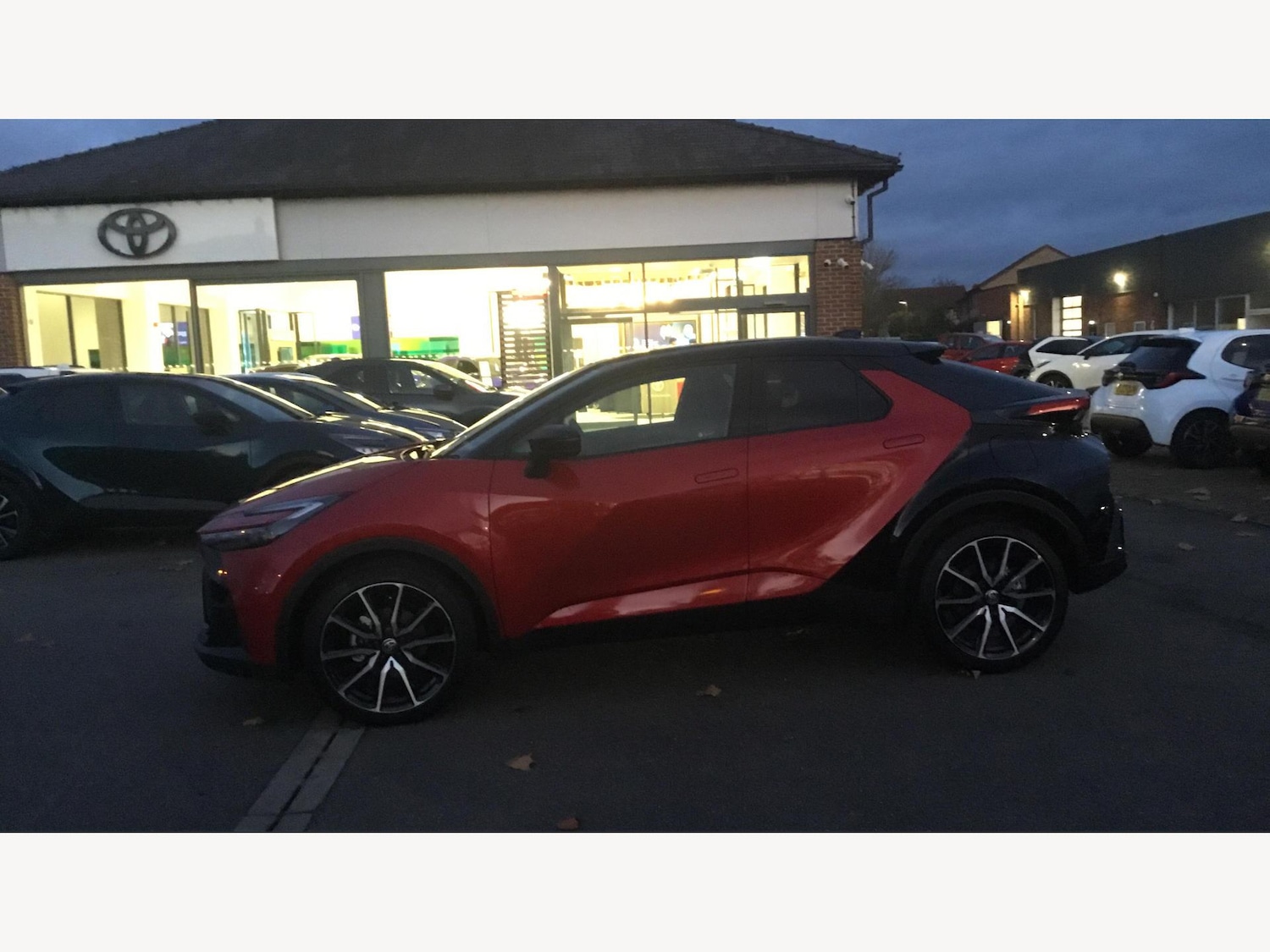 Used Toyota C-HR 2025 for sale - 77625095: Photo 19