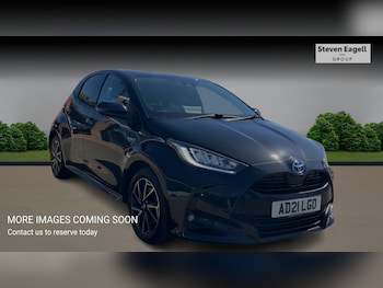 Used Toyota Yaris 2021 for sale - 79132165: Photo