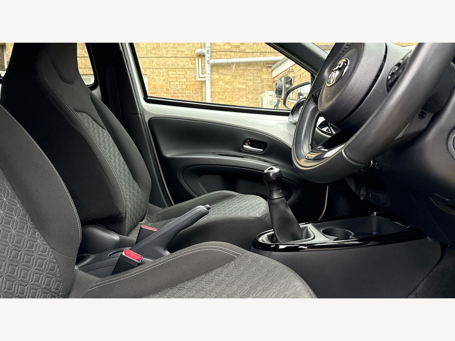 Used Toyota Aygo X 2023 for sale - 77637754: Photo 13