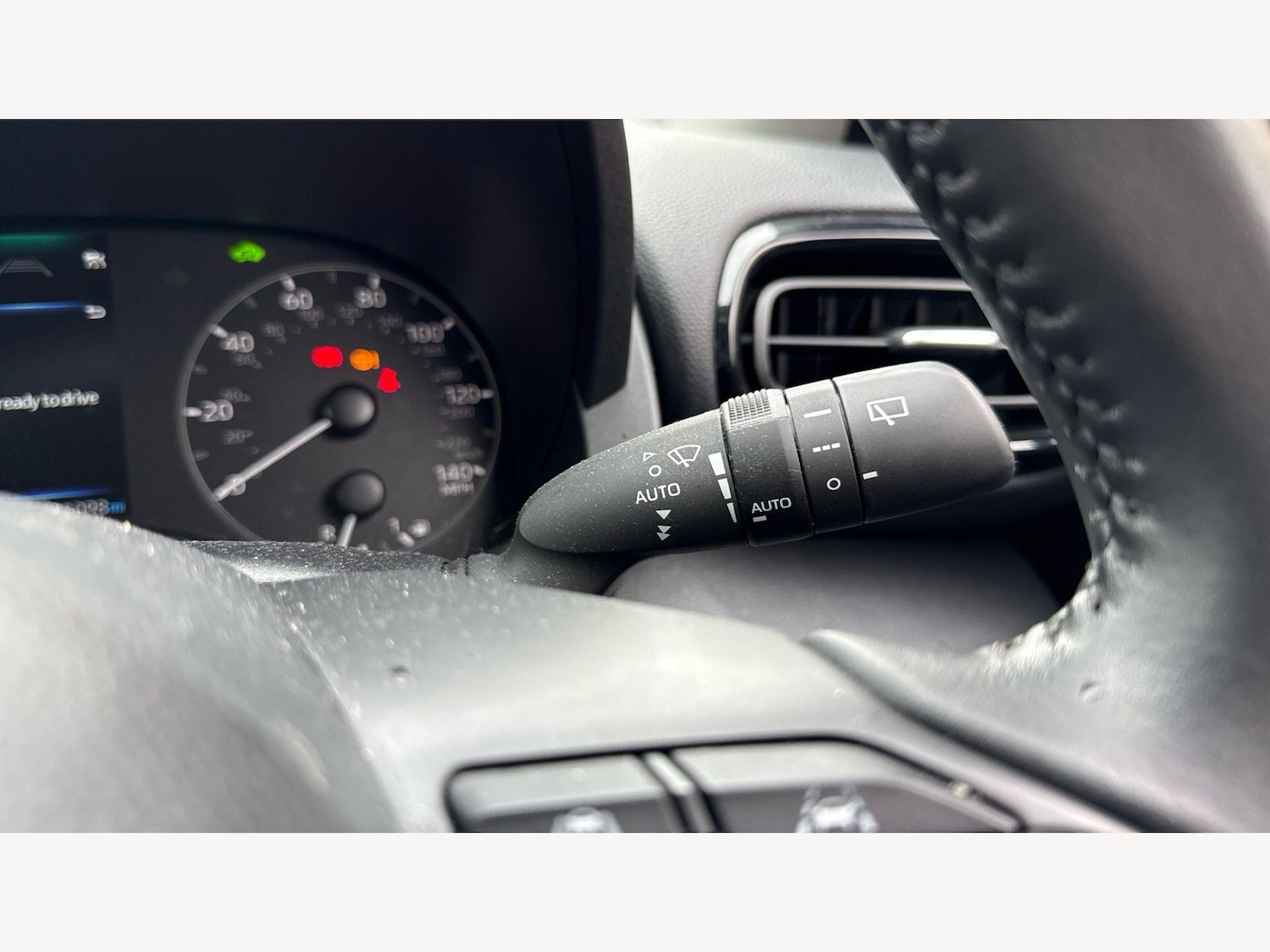 Used Toyota Yaris for sale - 77925860: Photo 25