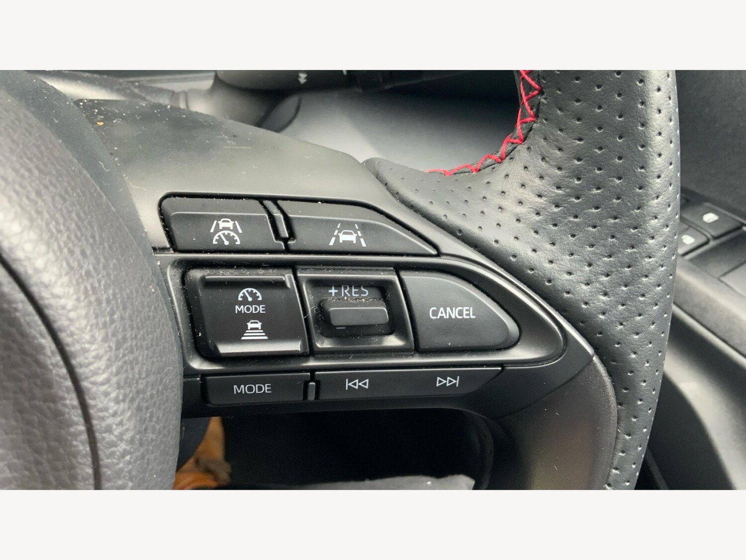 Used Toyota Yaris Cross for sale - 77705034: Photo 31