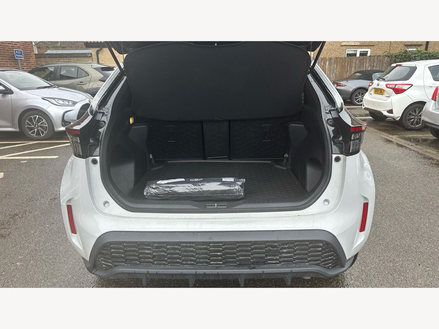 Used Toyota Yaris Cross for sale - 78116244: Photo 16