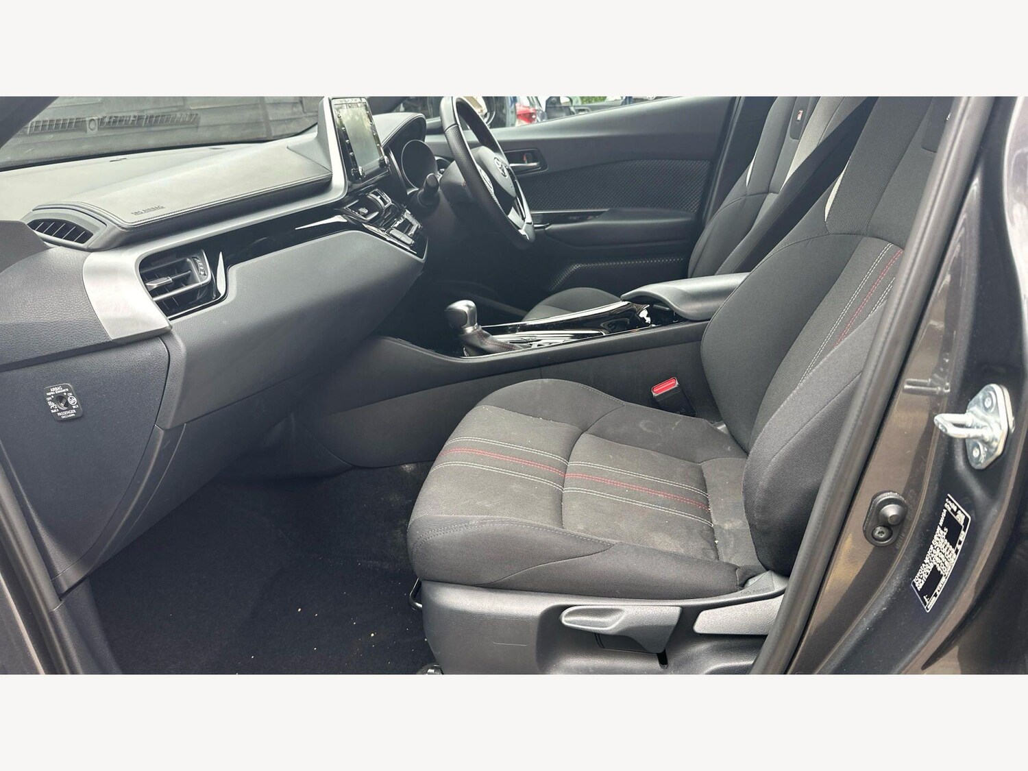 Used Toyota C-HR for sale - 77882106: Photo 12