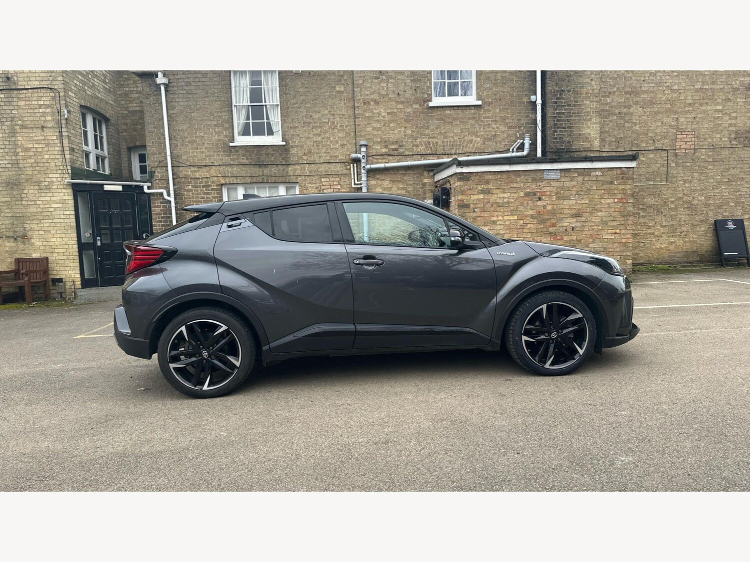 Used Toyota C-HR for sale - 77882106: Photo 18