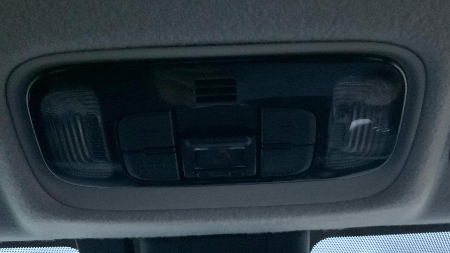 Used Toyota Yaris Cross 2022 for sale - 76538395: Photo 35