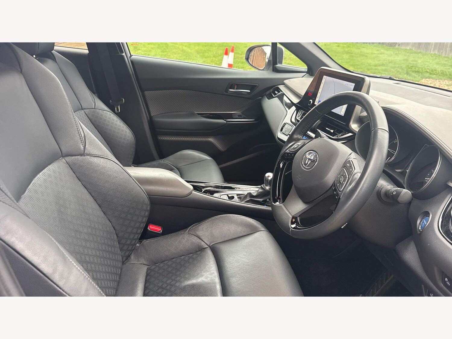 Used Toyota C-HR 2023 for sale - 77925890: Photo 13
