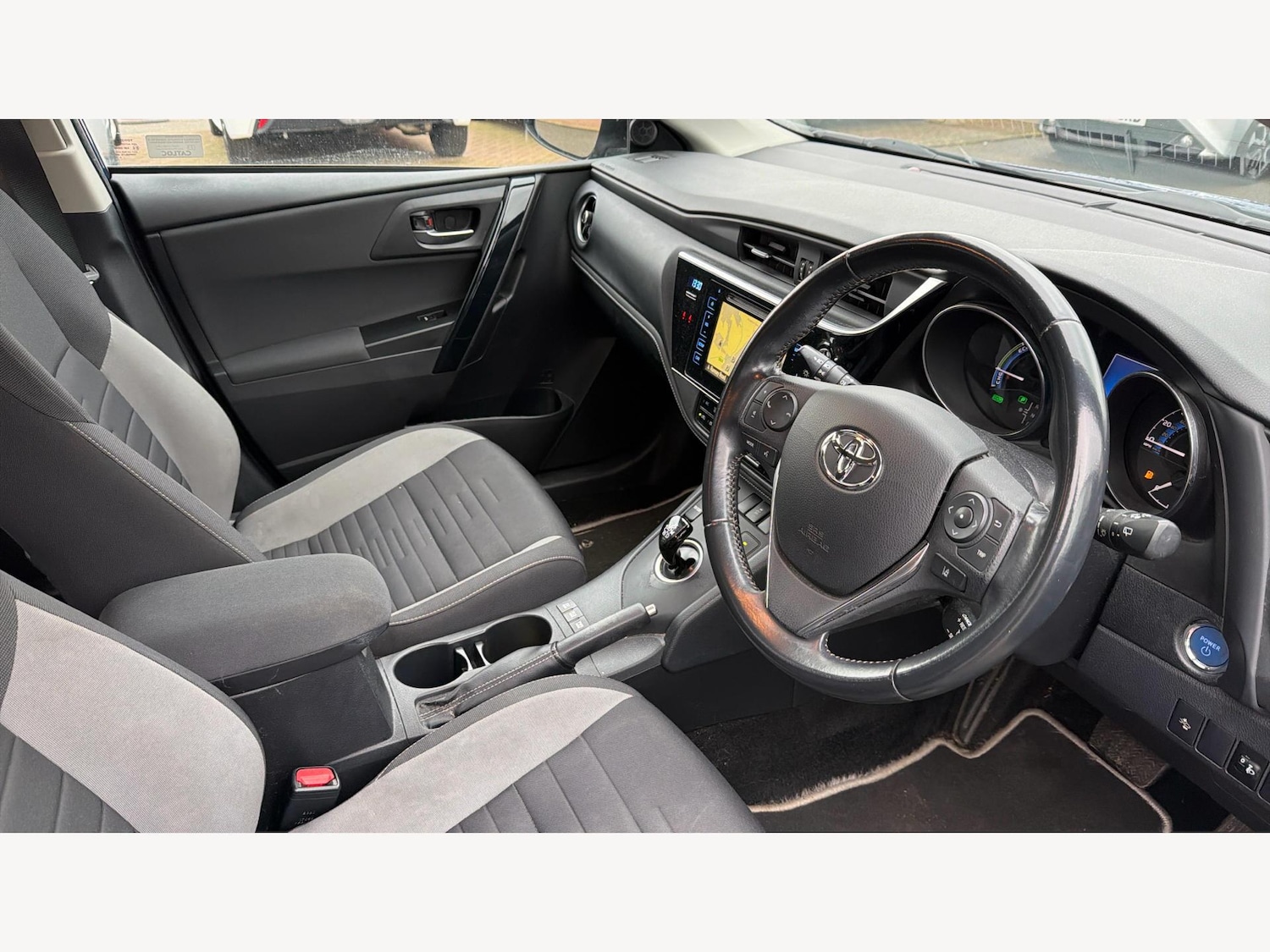 Used Toyota Auris 2018 for sale - 77320512: Photo 13