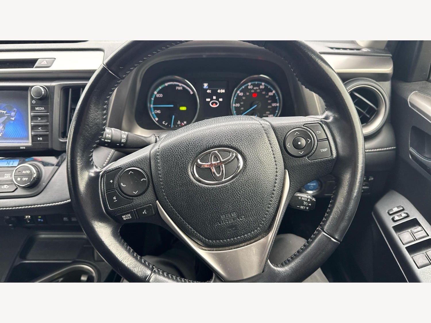 Used Toyota RAV4 2016 for sale - 77798937: Photo 10