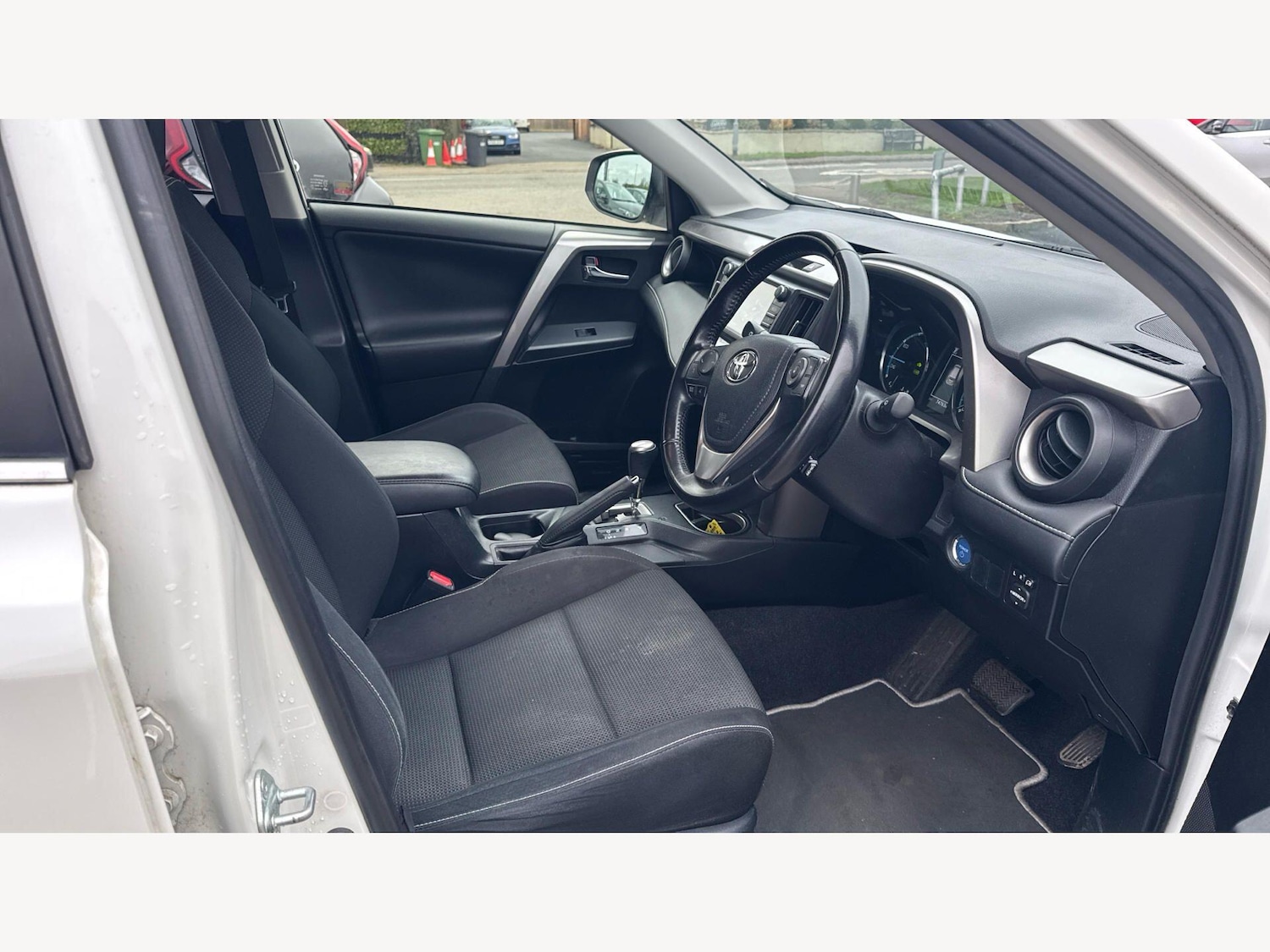 Used Toyota RAV4 2016 for sale - 77798937: Photo 13