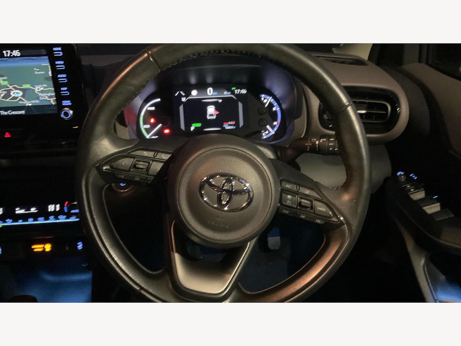 Used Toyota Yaris Cross 2023 for sale - 76715289: Photo 10