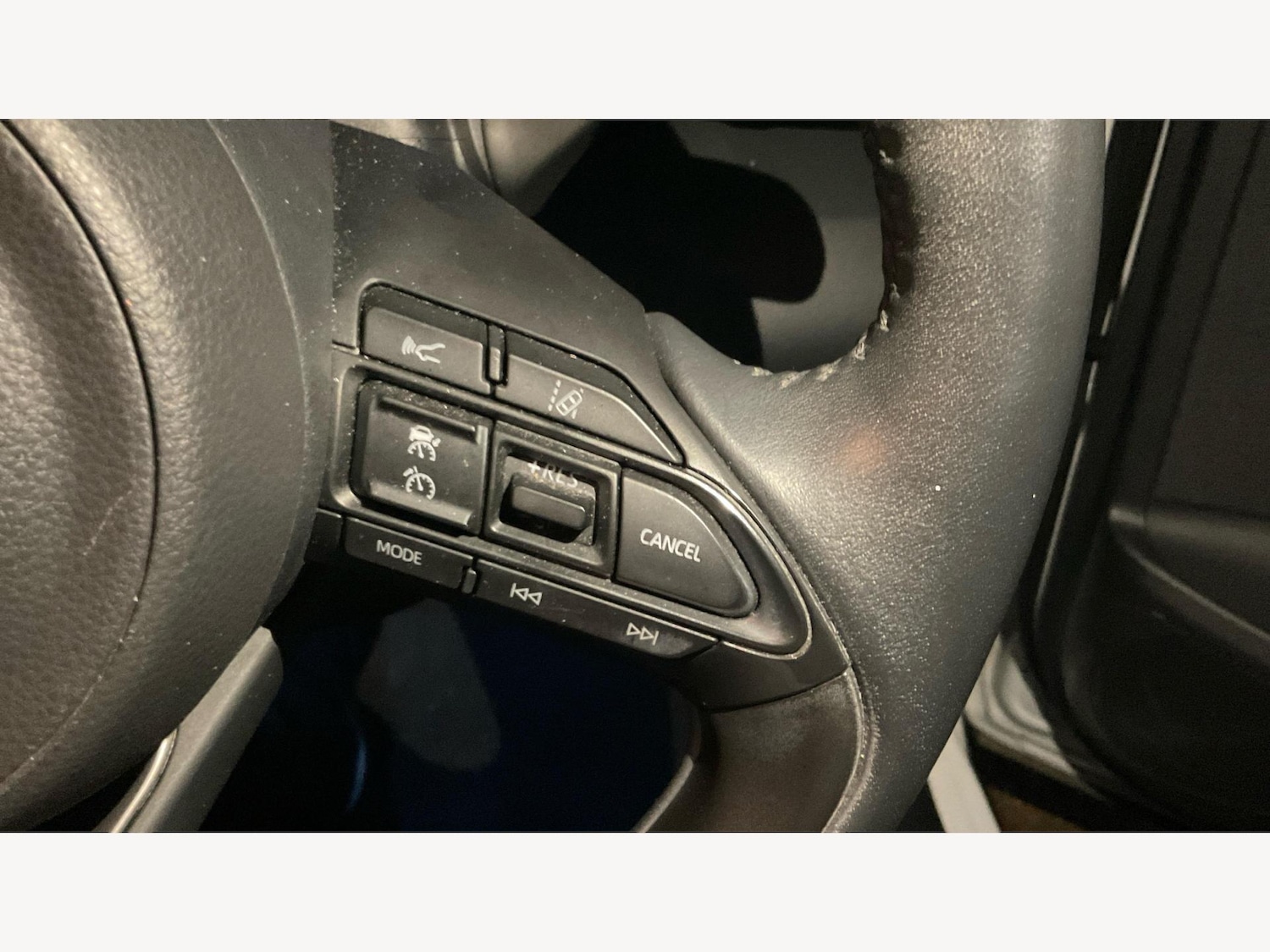 Used Toyota Yaris Cross 2023 for sale - 76715289: Photo 29