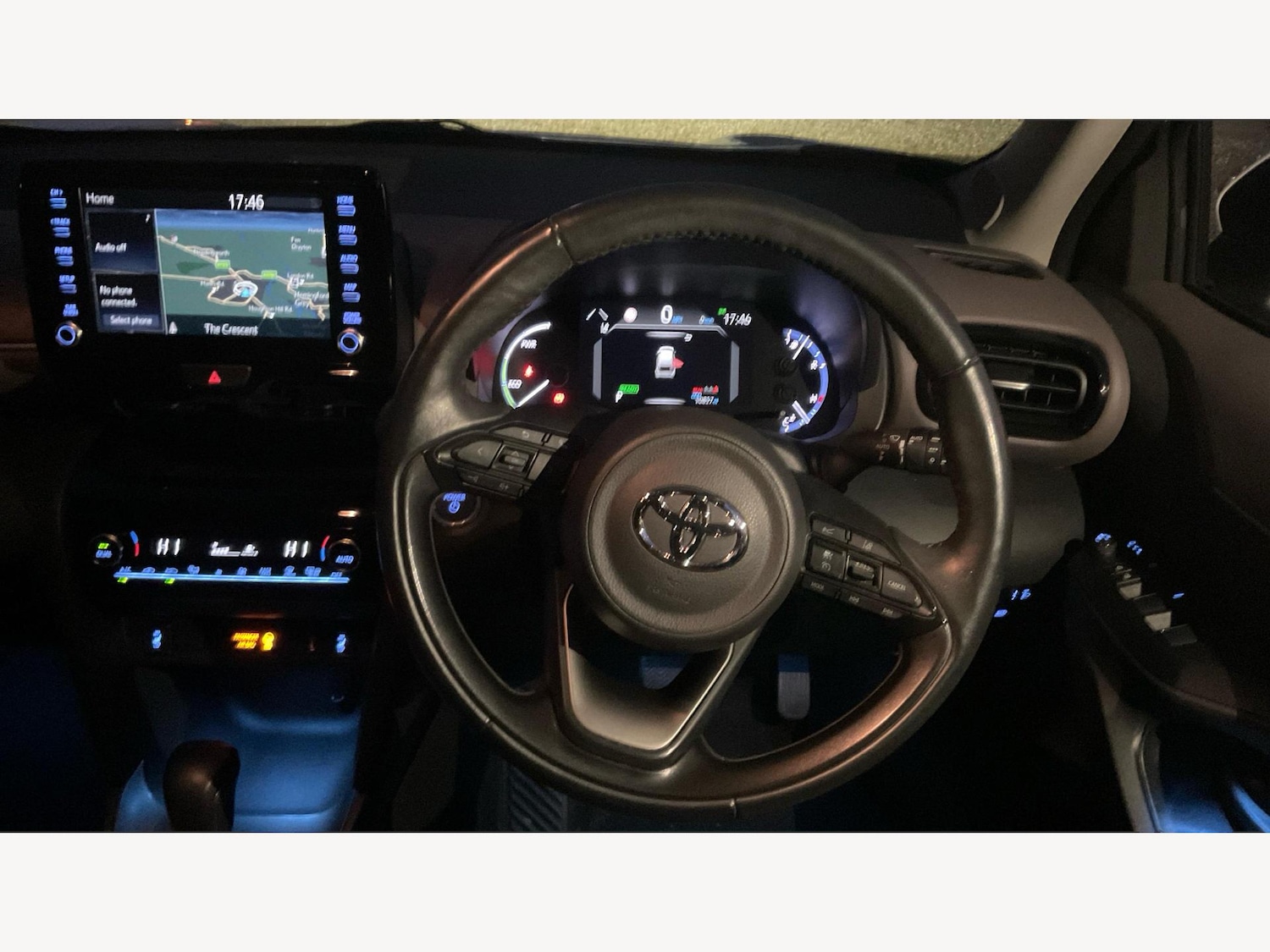 Used Toyota Yaris Cross 2023 for sale - 76715289: Photo 8