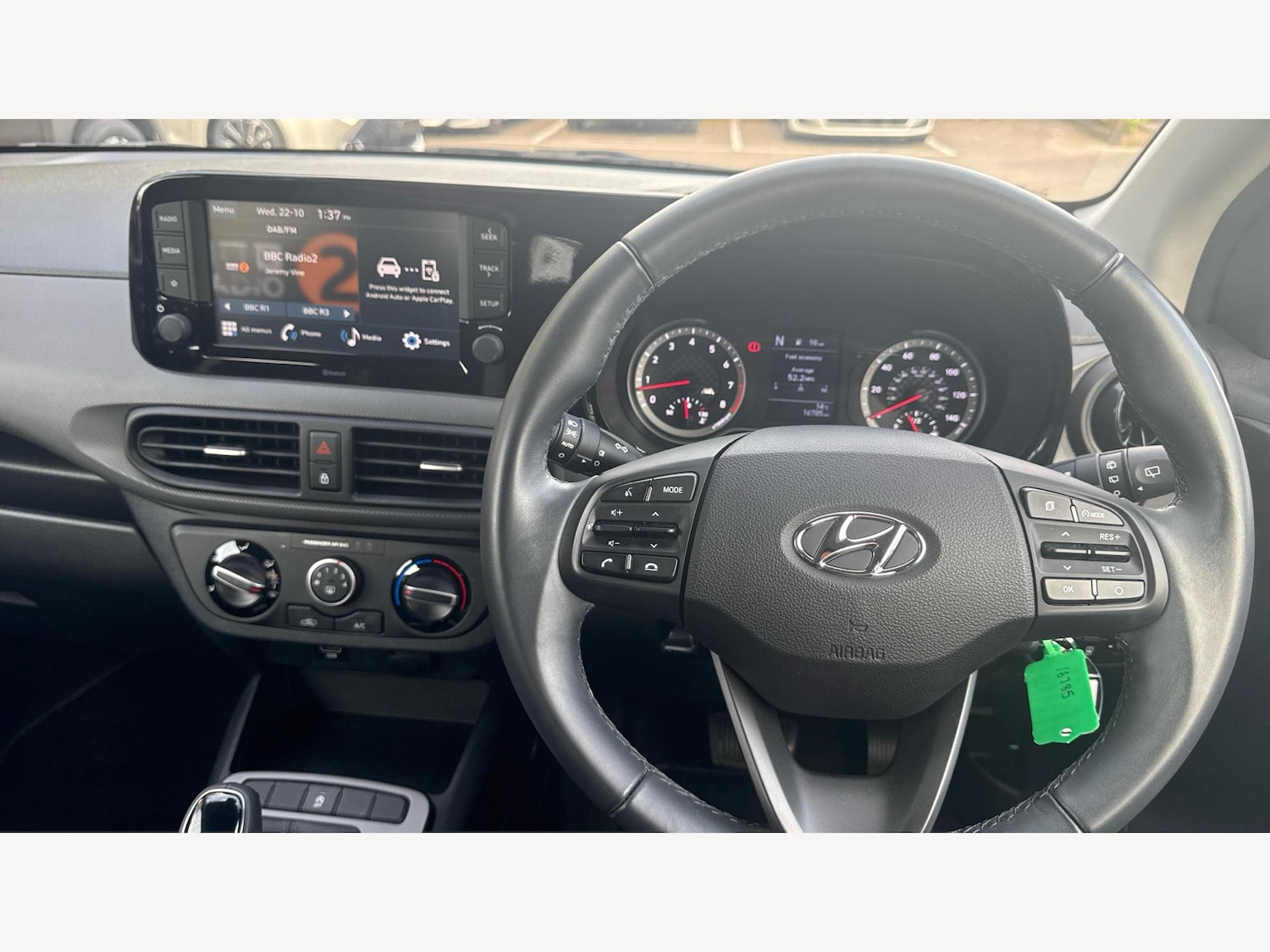 Used Hyundai i10 2023 for sale - 76399317: Photo 10