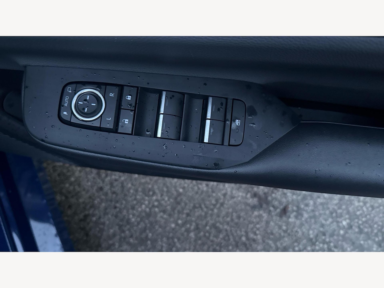 Used Toyota Prius 2025 for sale - 77352065: Photo 31