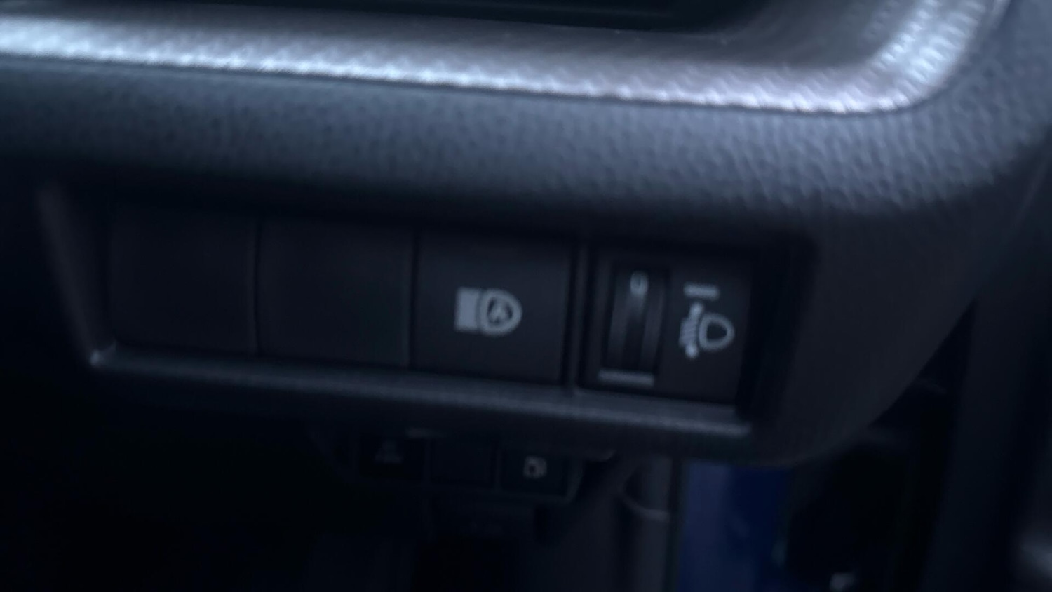 Used Toyota Prius 2025 for sale - 77352065: Photo 34