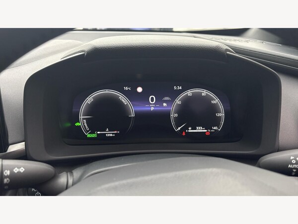 Used Toyota C-HR 2024 for sale - 76151729: Photo 11