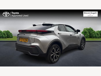 Used Toyota C-HR 2024 for sale - 76151729: Photo 2