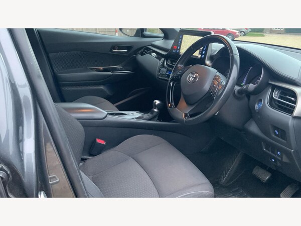 Used Toyota C-HR 2019 for sale - 76325940: Photo 13