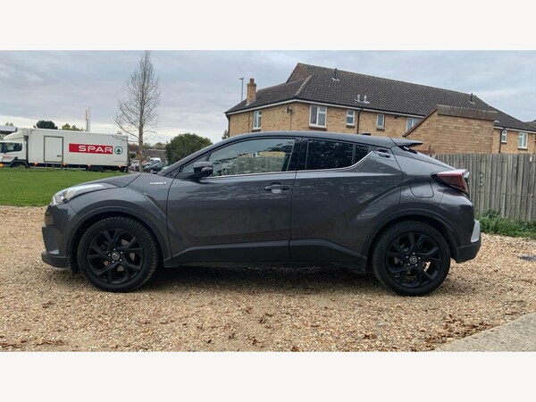 Used Toyota C-HR 2019 for sale - 76325940: Photo 19