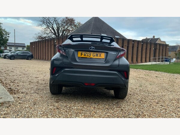Used Toyota C-HR 2019 for sale - 76325940: Photo 21
