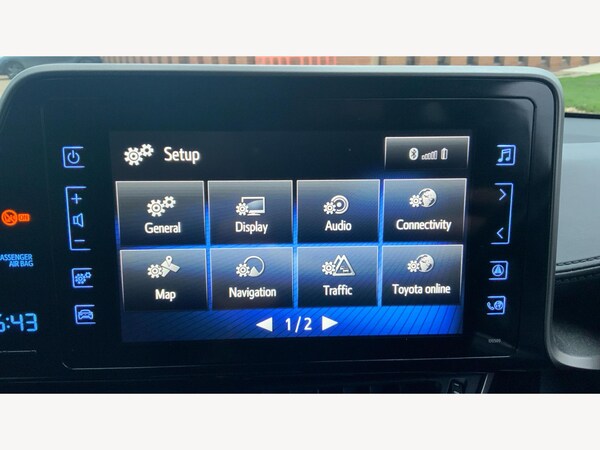 Used Toyota C-HR 2019 for sale - 76325940: Photo 24