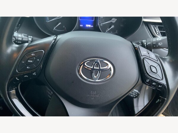 Used Toyota C-HR 2019 for sale - 76325940: Photo 31