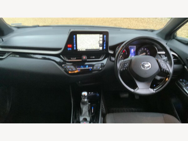 Used Toyota C-HR 2019 for sale - 76325940: Photo 7