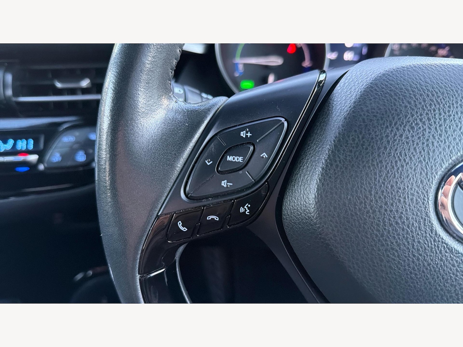 Used Toyota C-HR 2021 for sale - 76942600: Photo 30