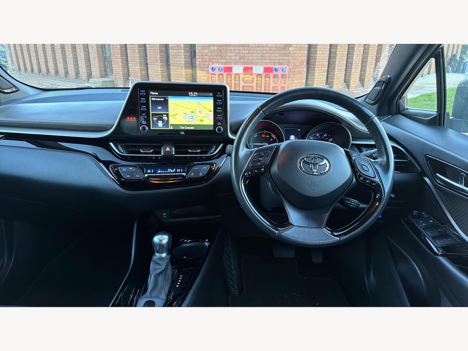 Used Toyota C-HR 2021 for sale - 76942600: Photo 7