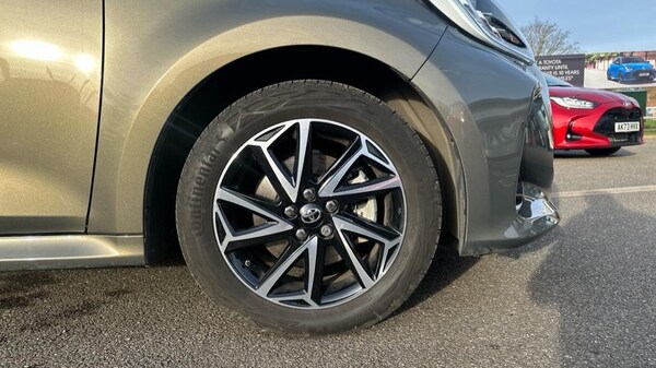 Used Toyota Yaris 2023 for sale - 76188624: Photo 19