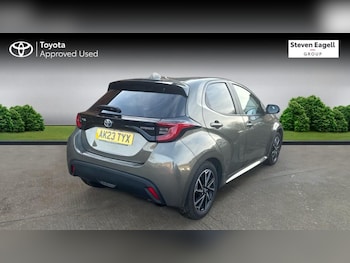 Used Toyota Yaris 2023 for sale - 76188624: Photo 2
