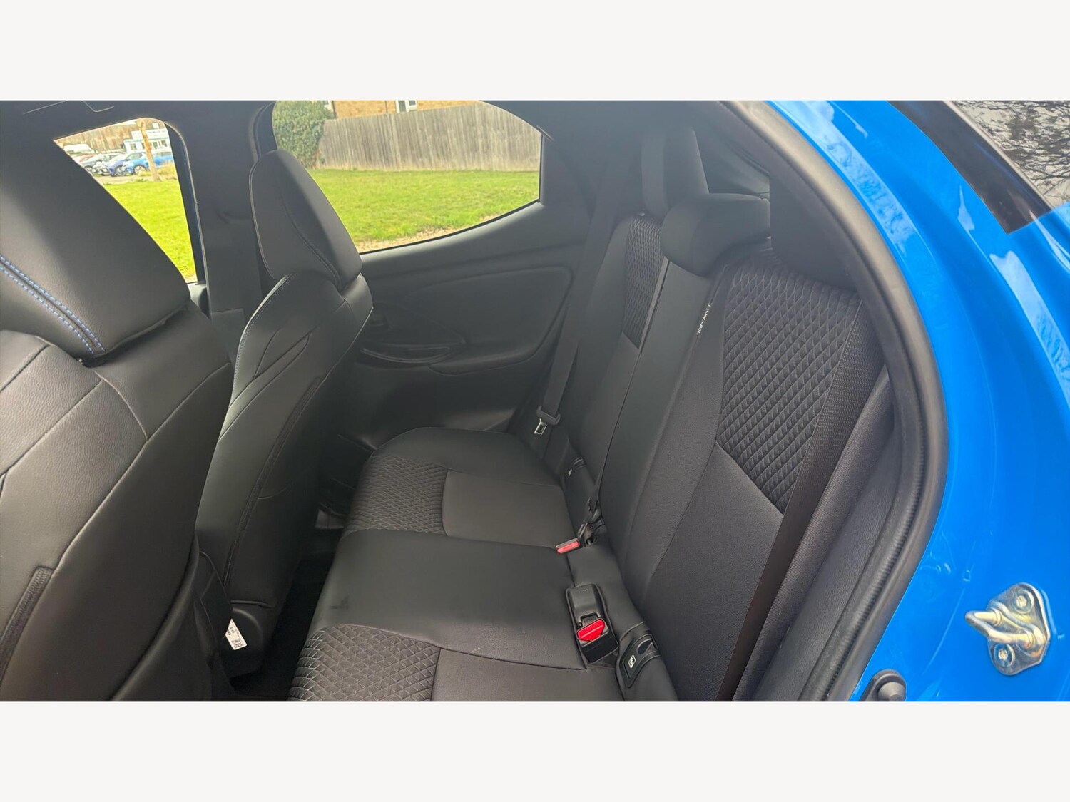 Used Toyota Yaris 2024 for sale - 76538595: Photo 15